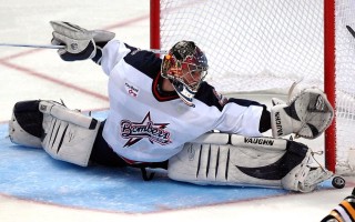 ayx-中超联赛2025赛季，罗萨双响建功，天津津门虎客场2-0完胜深圳队