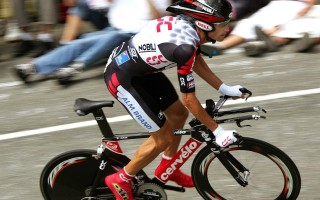 爱游戏官网_哈登五场狂揽192分，36岁高龄创篮球史新里程碑