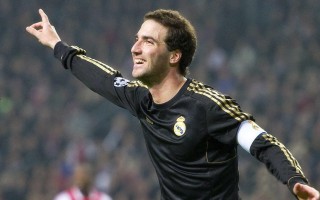 【爱游戏】格纳布里敞开心扉，上季艰难历历在目，盼好状态持久延续